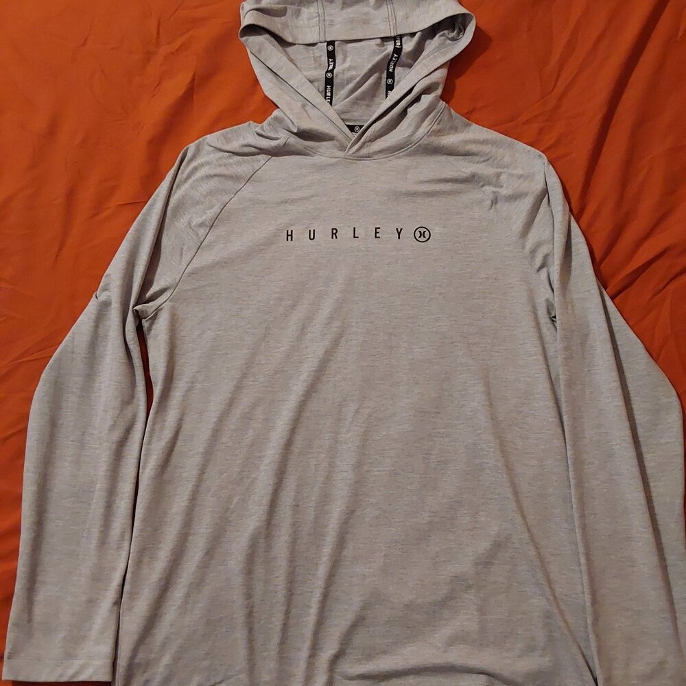 Hurley thin pull over hoodie.